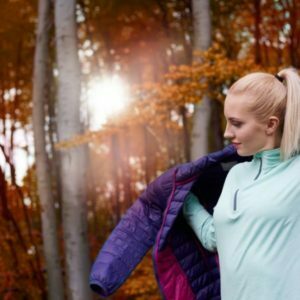Przegląd kurtek jesiennych z sieciówek moda za niewielkie pieniądze